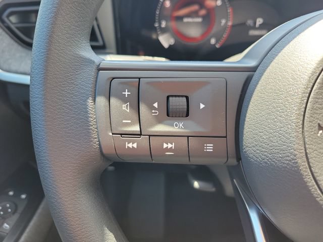 New 2026 Nissan Kicks SV w/ SV Premium Package FWD image 24