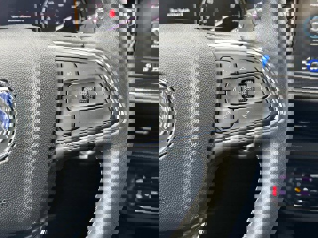 Used 2023 Buick Envision Essence image 28