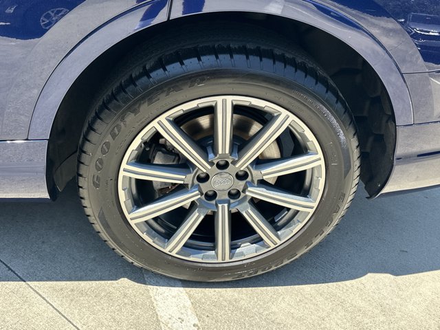 Used 2019 Audi Q7 2.0T Premium Plus w/ Premium Plus Package AWD/4WD image 24