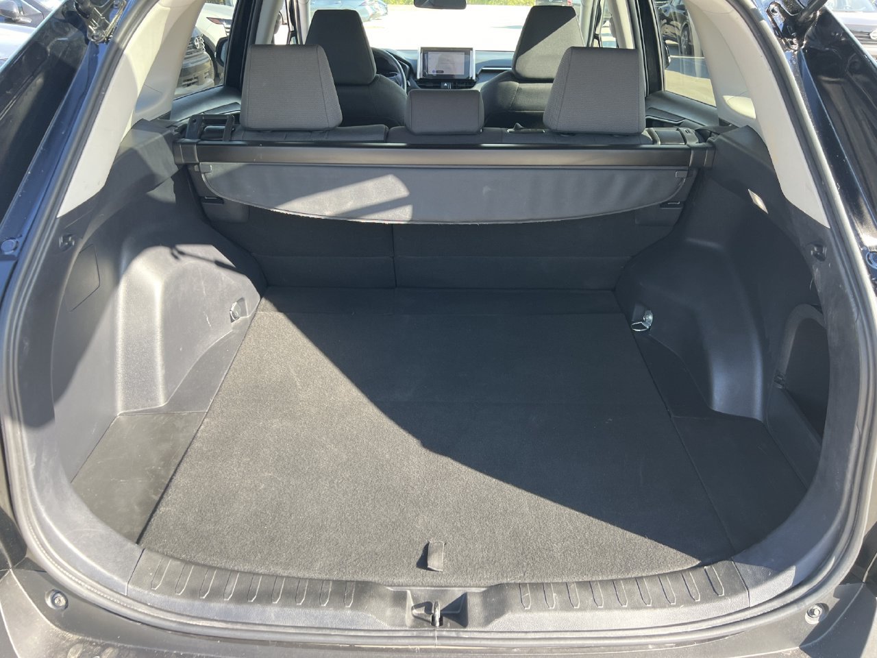 Used 2025 Toyota RAV4 XLE AWD/4WD image 23