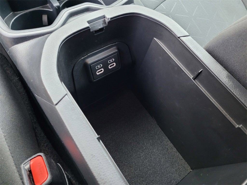 Used 2024 Toyota RAV4 XLE image 20