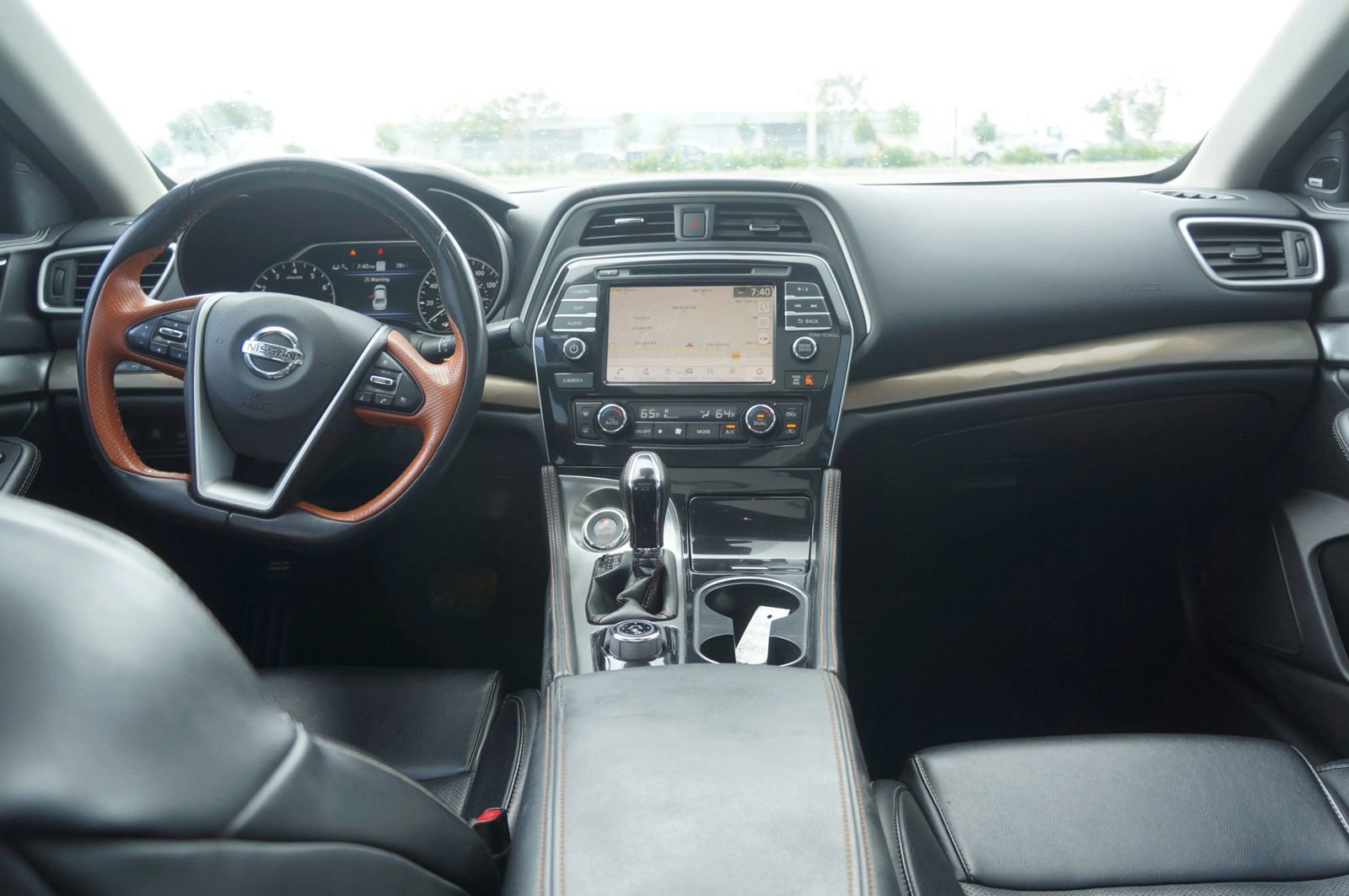 Used 2020 Nissan Maxima Platinum w/ Reserve Package FWD image 23