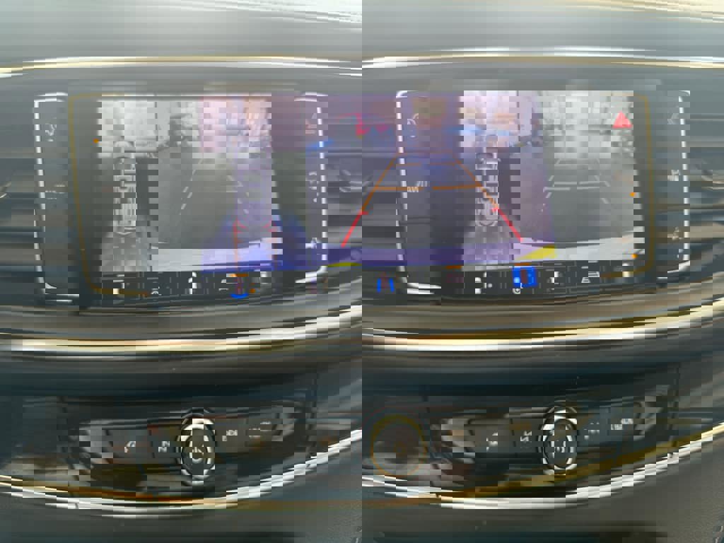 Used 2023 Buick Enclave Premium w/ Experience Buick Package image 17