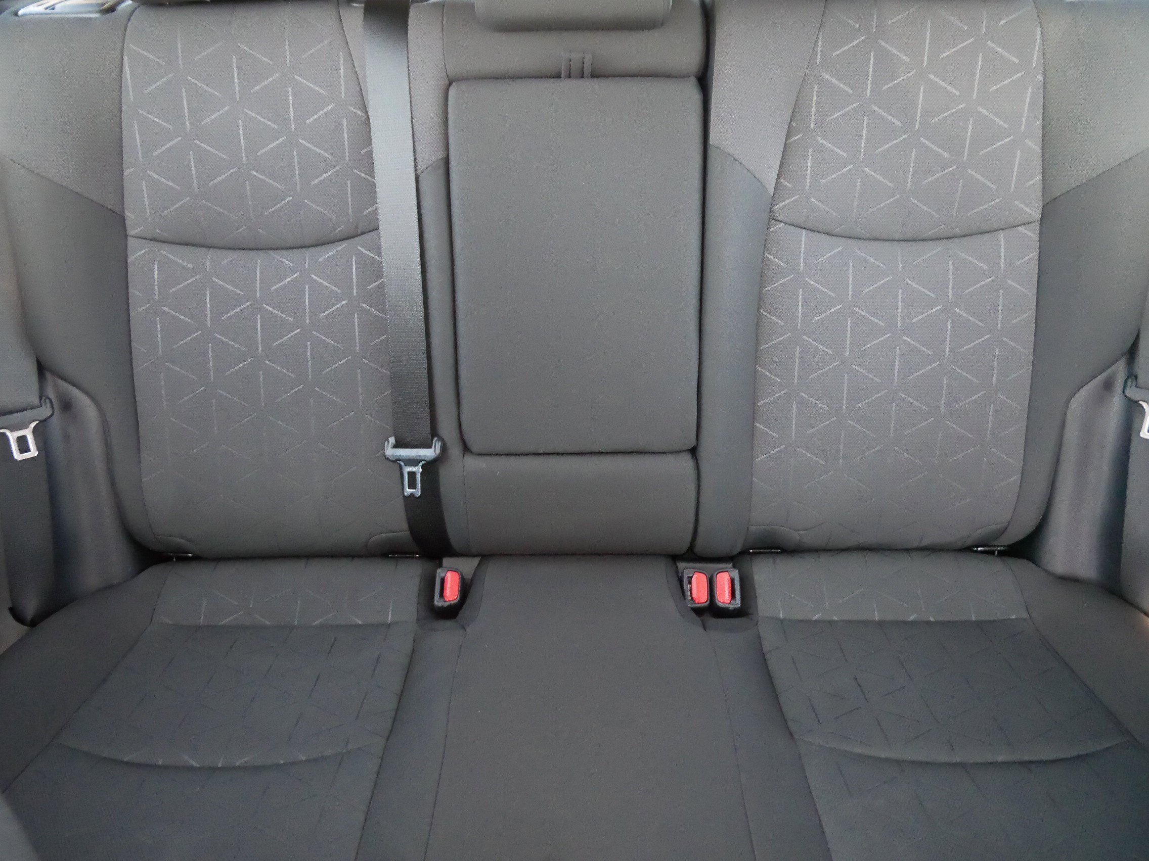 Used 2022 Toyota RAV4 XLE w/ Convenience Package AWD/4WD image 13