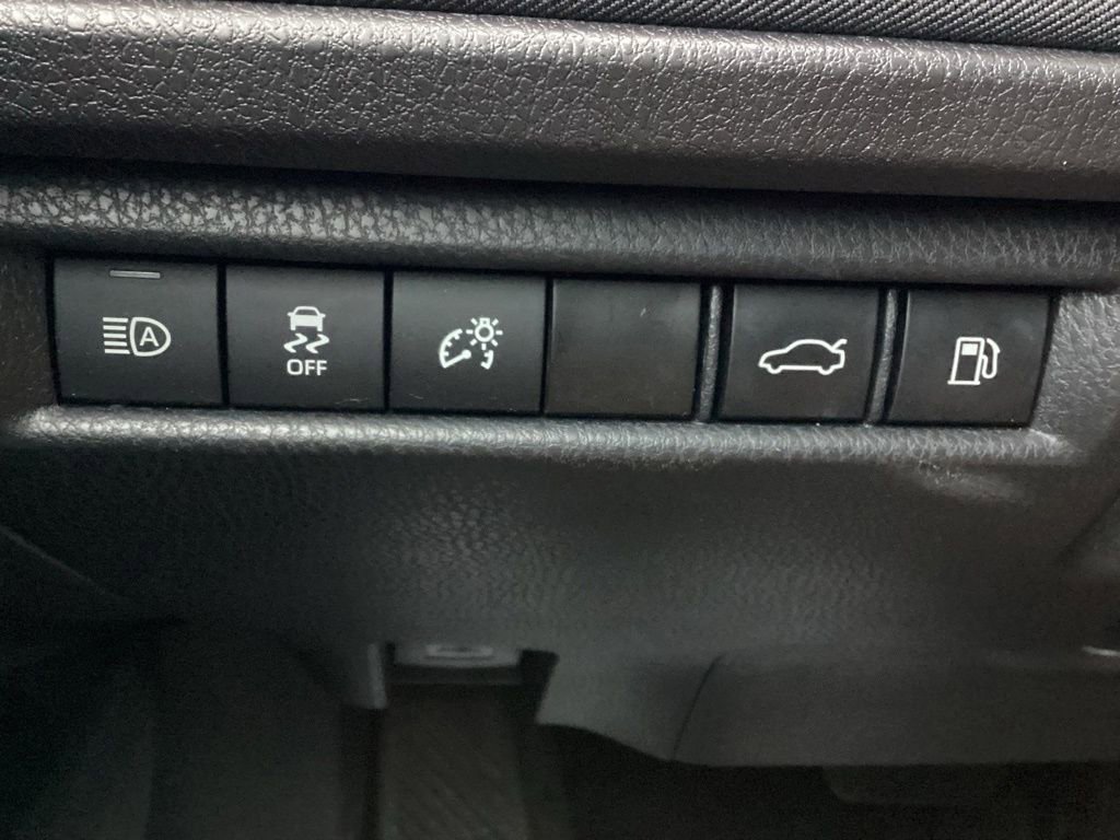 Used 2025 Toyota Camry SE FWD image 21