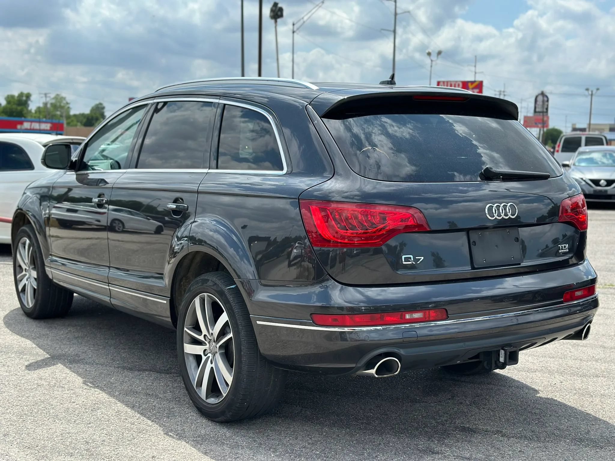 Used 2015 Audi Q7 TDI Premium Plus w/ Premium Plus Package AWD/4WD image 8