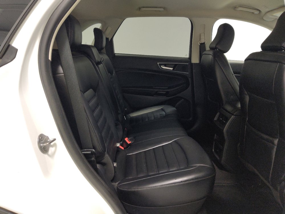 Used 2024 Ford Edge SEL image 19