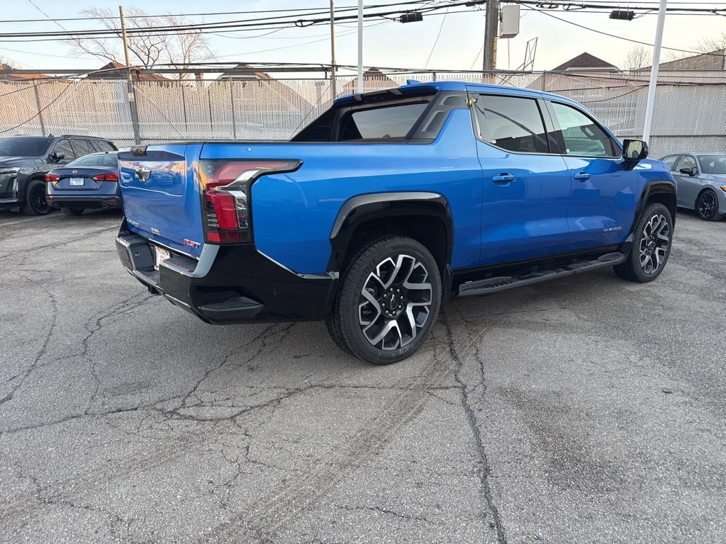 Used 2025 Chevrolet Silverado EV RST image 6