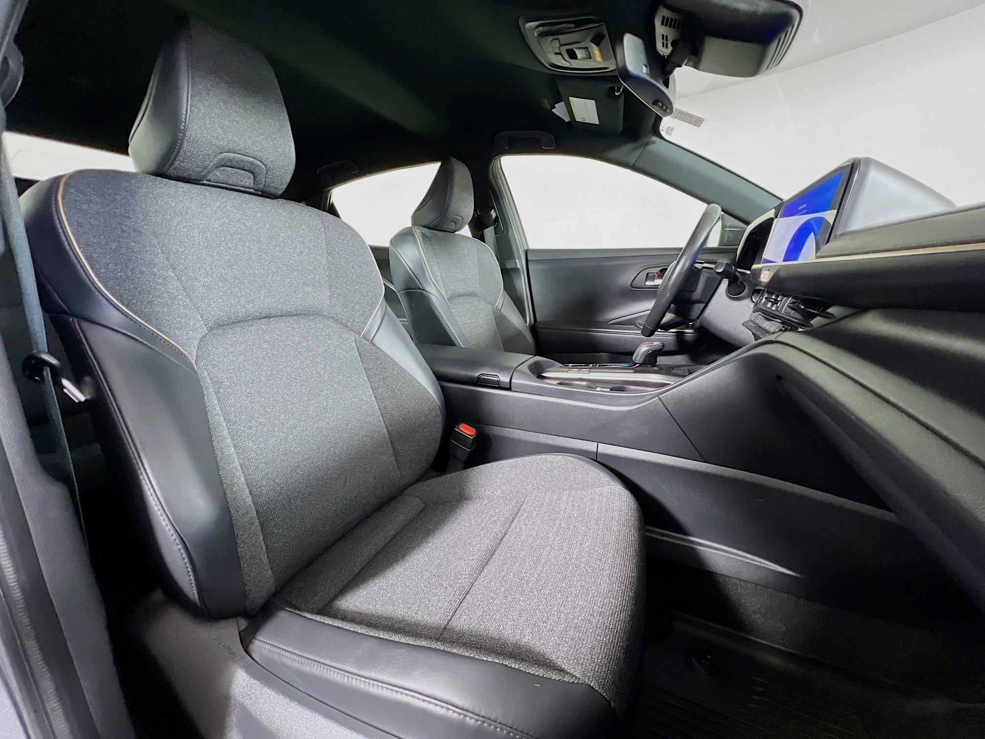 Used 2023 Toyota Crown image 22