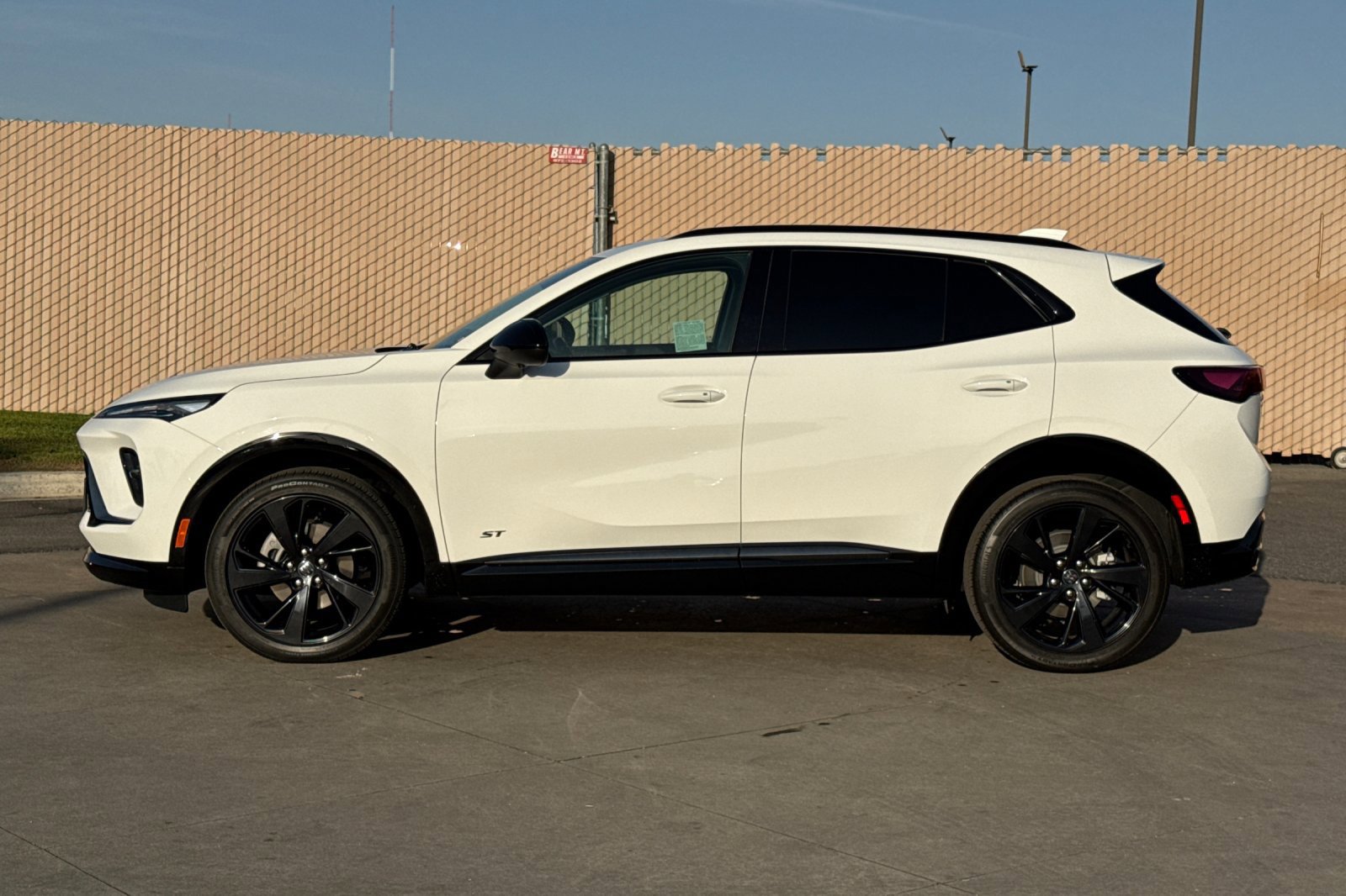 Certified 2025 Buick Envision Sport Touring AWD/4WD image 7