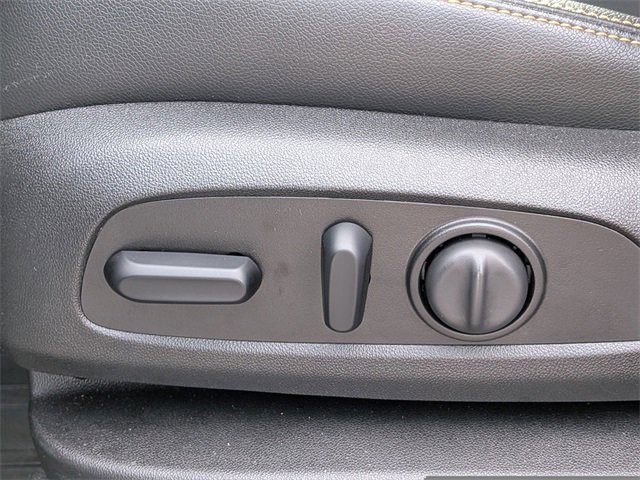 Used 2020 GMC Terrain SLT image 20