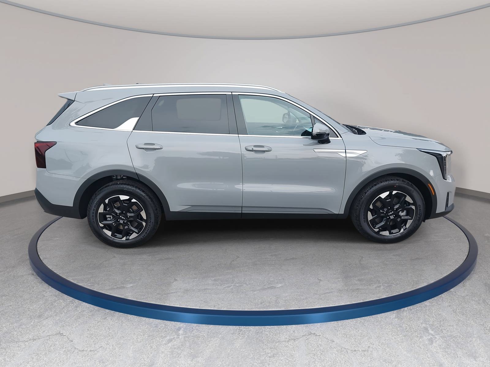 New 2026 Kia Sorento S w/ S Panoramic Sunroof Package FWD image 4