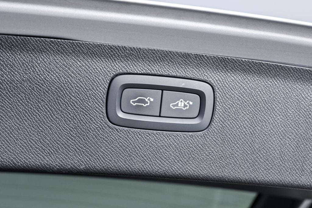 Certified 2022 Volvo XC90 T6 Inscription AWD/4WD image 32