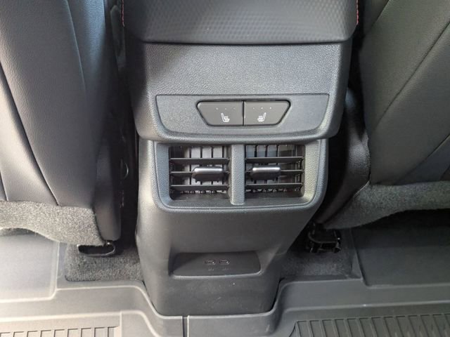 New 2026 Chevrolet Equinox RS w/ Convenience Package III FWD image 30