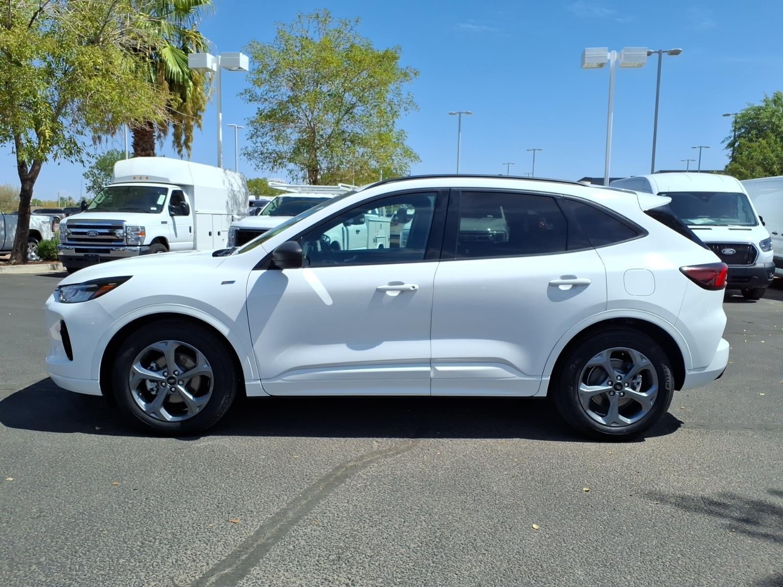 Certified 2023 Ford Escape ST-Line w/ Tech Pack #1 FWD image 7