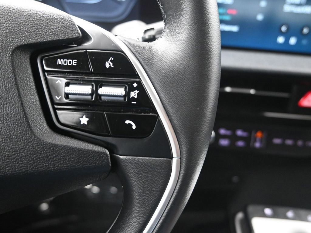Certified 2023 Kia EV6 Wind w/ Wind Technology Package image 27