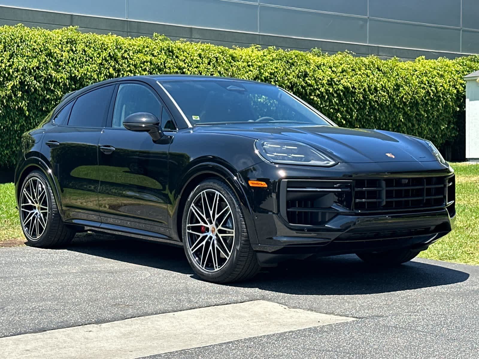 New 2026 Porsche Cayenne GTS AWD/4WD image 10