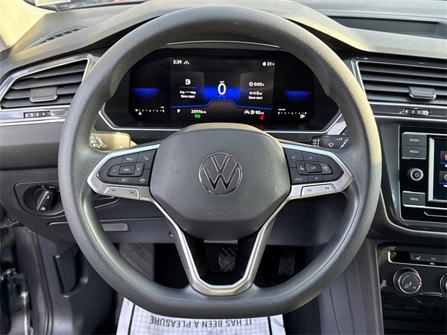 Certified 2022 Volkswagen Tiguan S image 11