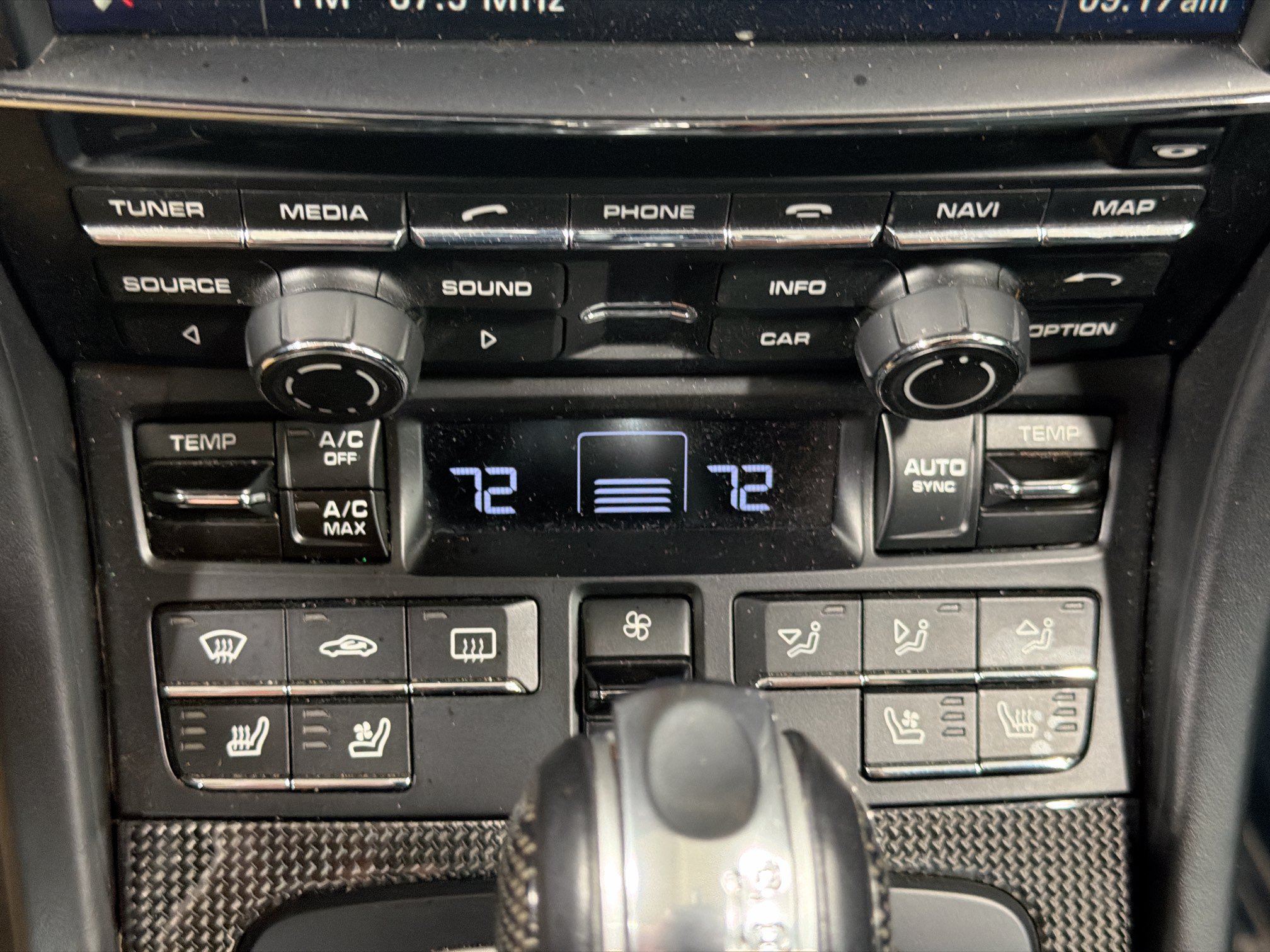 Certified 2015 Porsche 911 Turbo AWD/4WD image 30