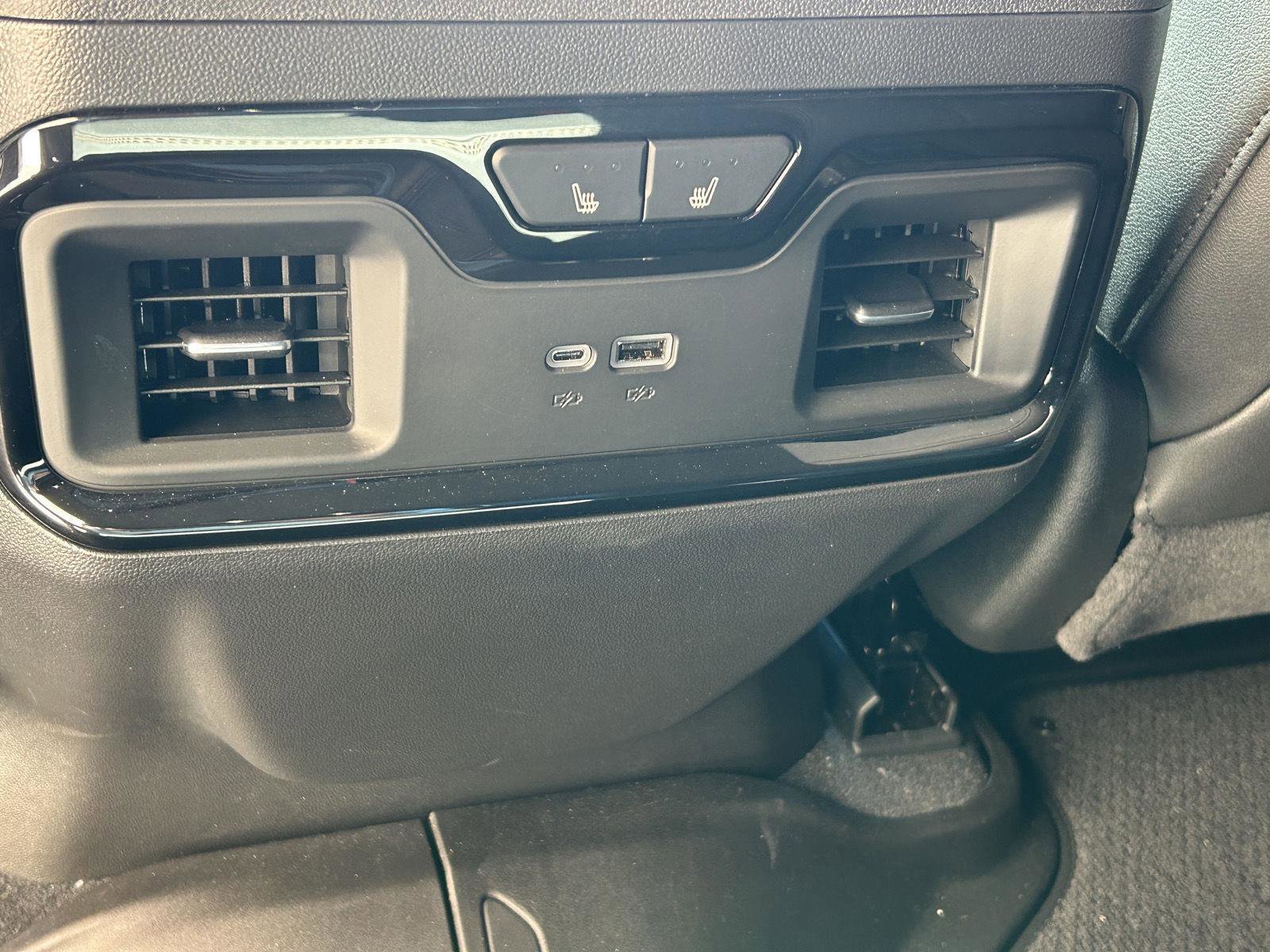 Used 2025 GMC Sierra 1500 AT4 w/ AT4 Premium Package image 24