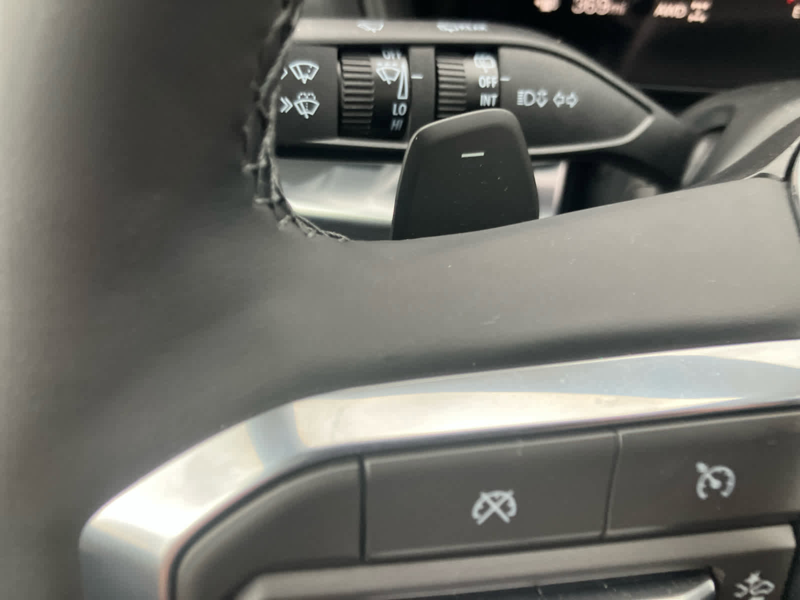 New 2026 GMC Terrain Elevation w/ Elevation Premium Package image 18