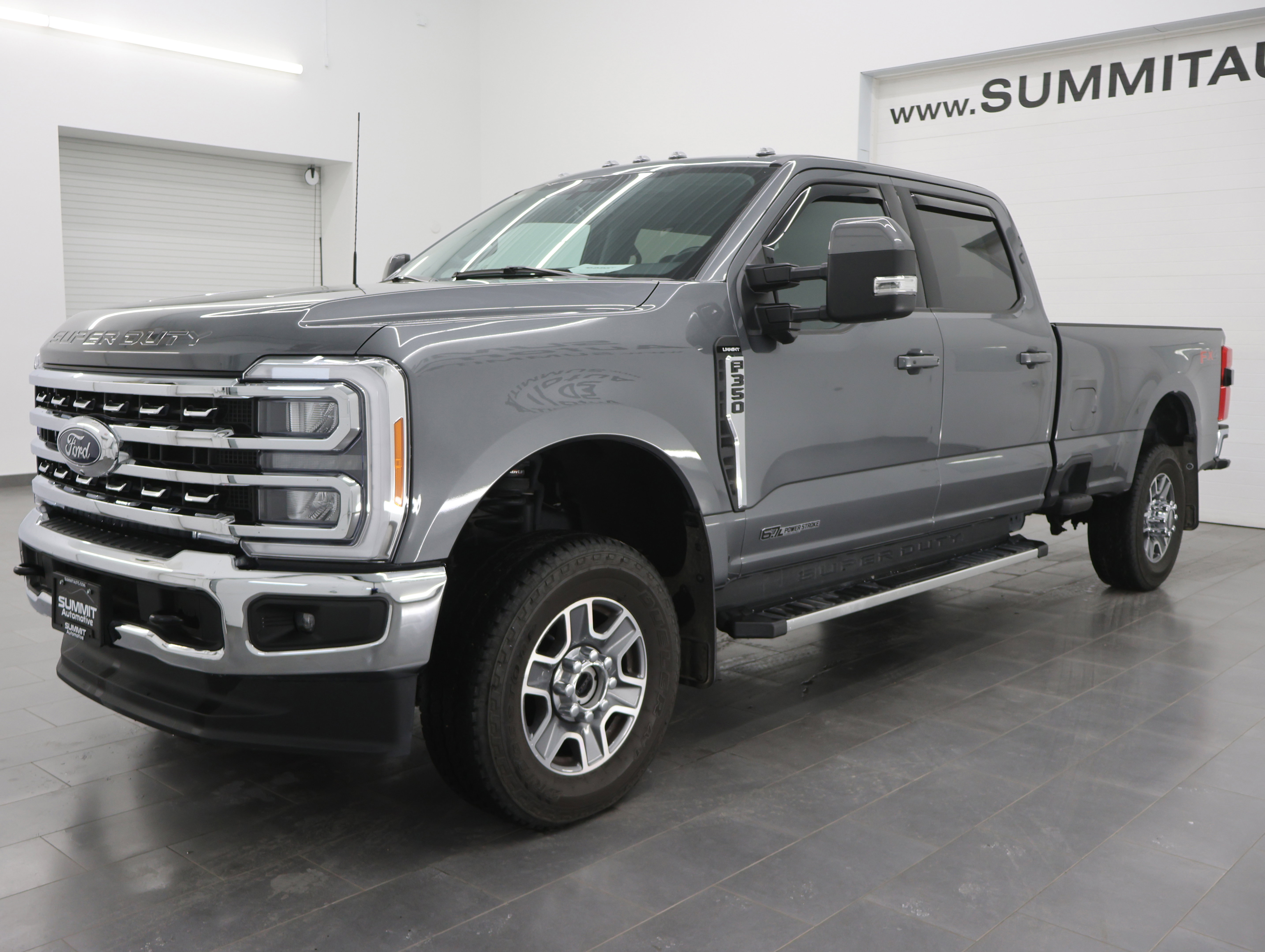 Used 2023 Ford F350 Lariat AWD/4WD image 7