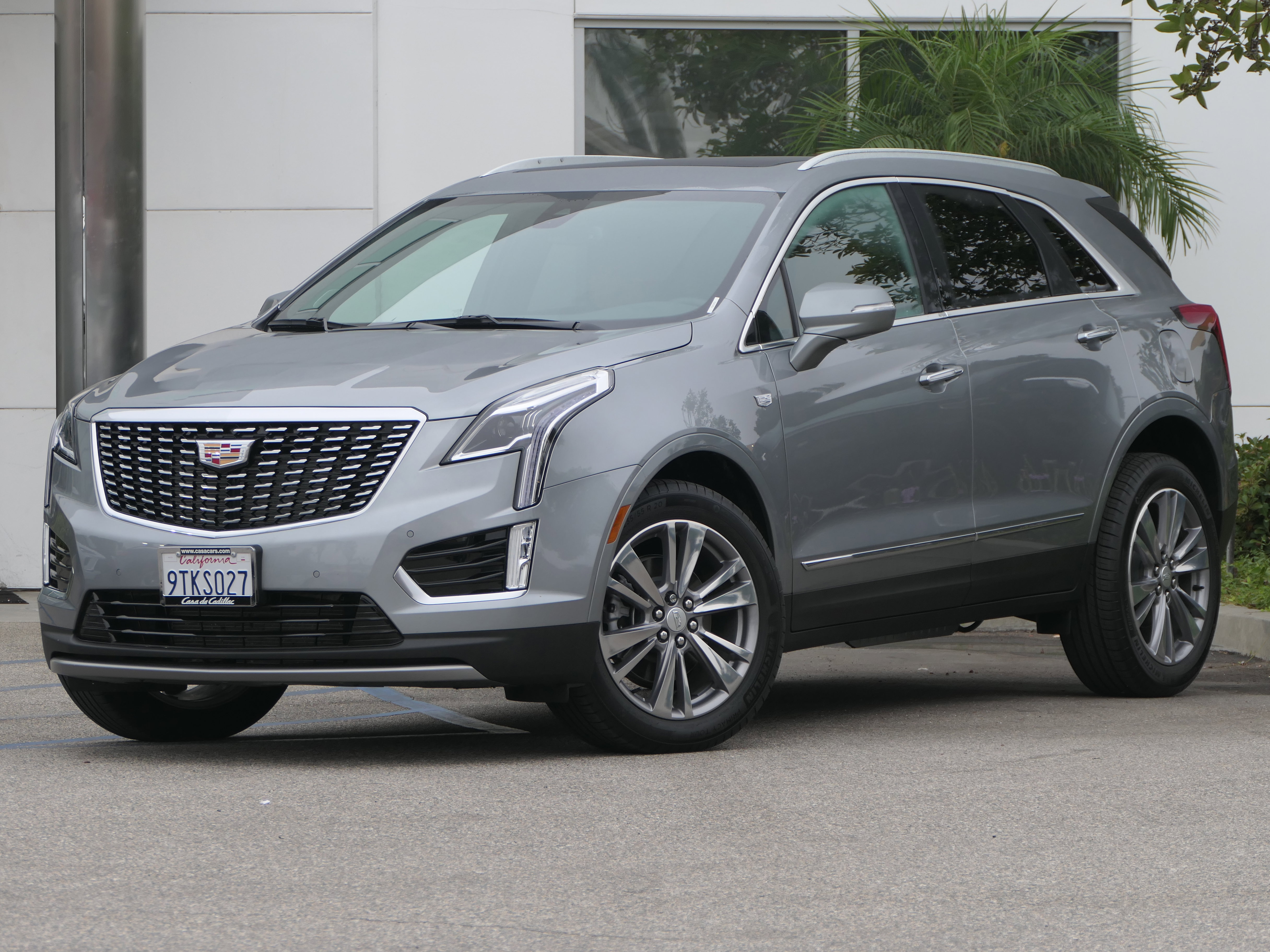 New 2025 Cadillac XT5 Premium Luxury