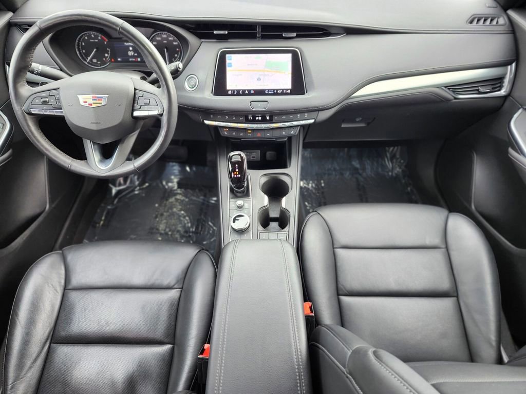 Certified 2023 Cadillac XT4 Premium Luxury w/ Enhanced Visibility Package AWD/4WD image 10