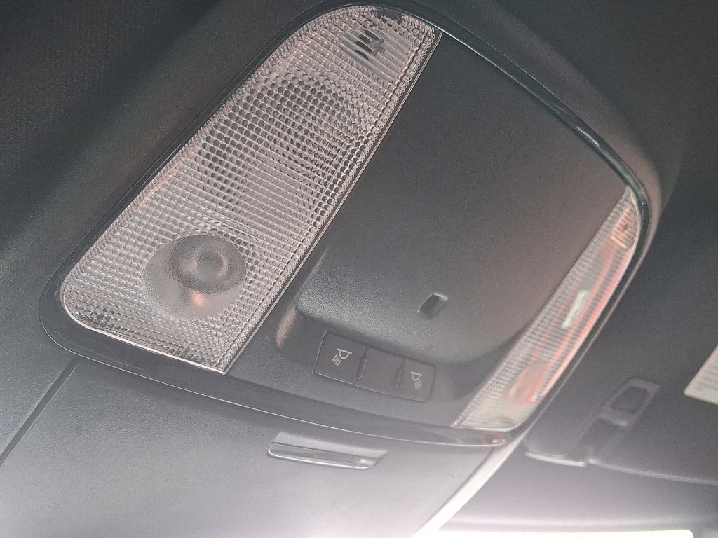 Used 2022 Dodge Durango SXT w/ Blacktop Package image 32