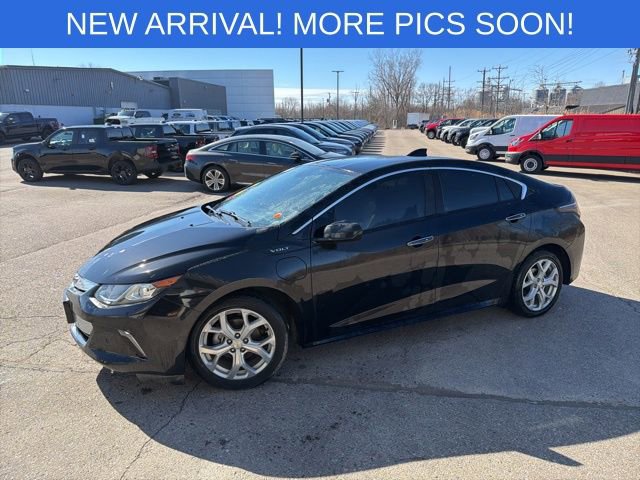 Used 2018 Chevrolet Volt Premier image 1