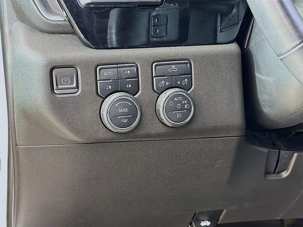 Used 2023 Chevrolet Silverado 1500 RST AWD/4WD image 26