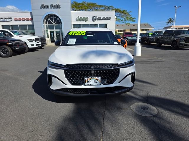 Used 2024 Lincoln Nautilus Premier w/ Equipment Group 102A image 2