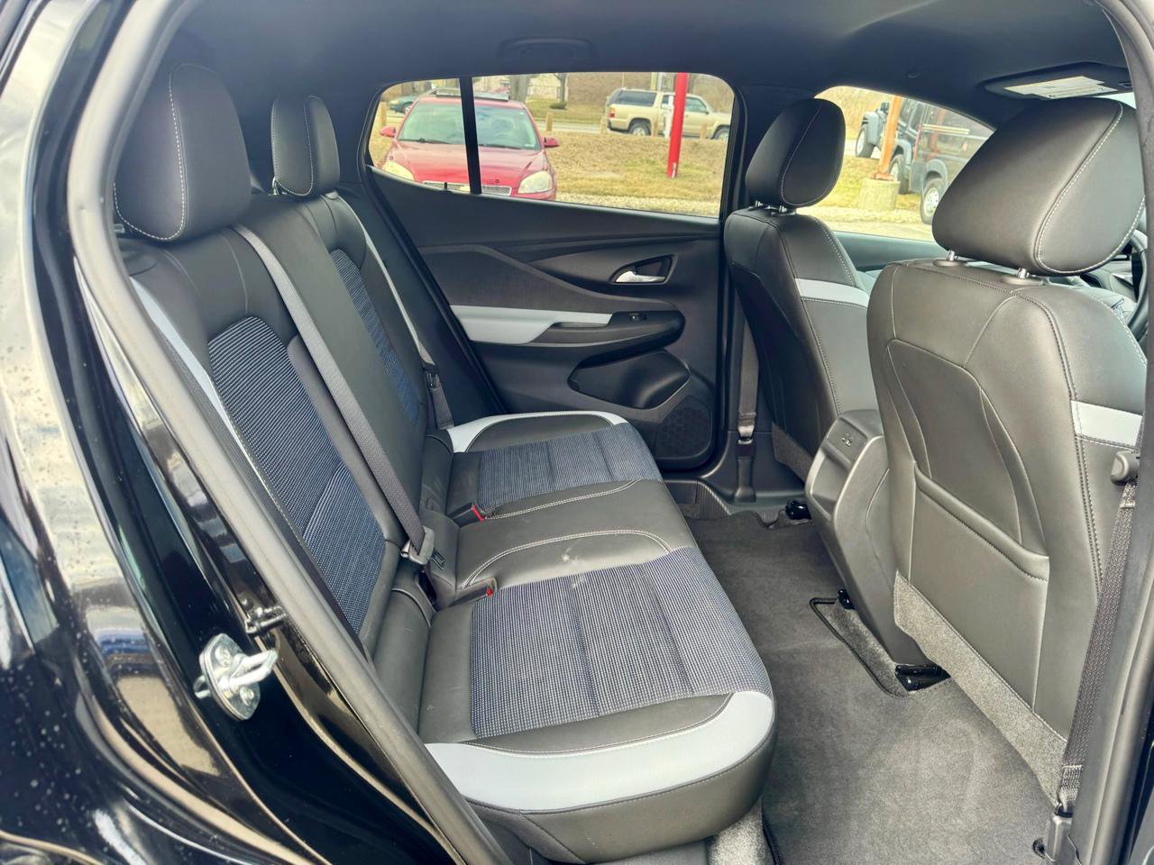 Used 2025 Buick Envista Preferred w/ Convenience I Package image 23