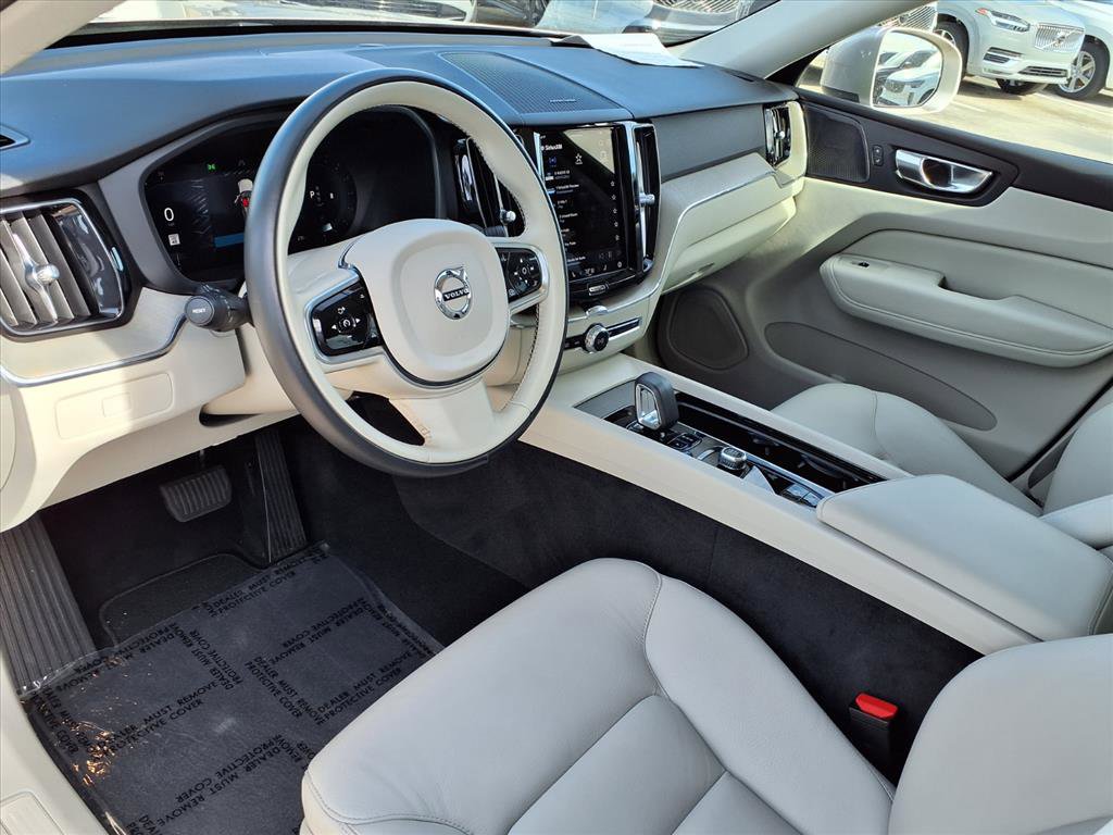 Certified 2023 Volvo XC60 B5 Plus image 20
