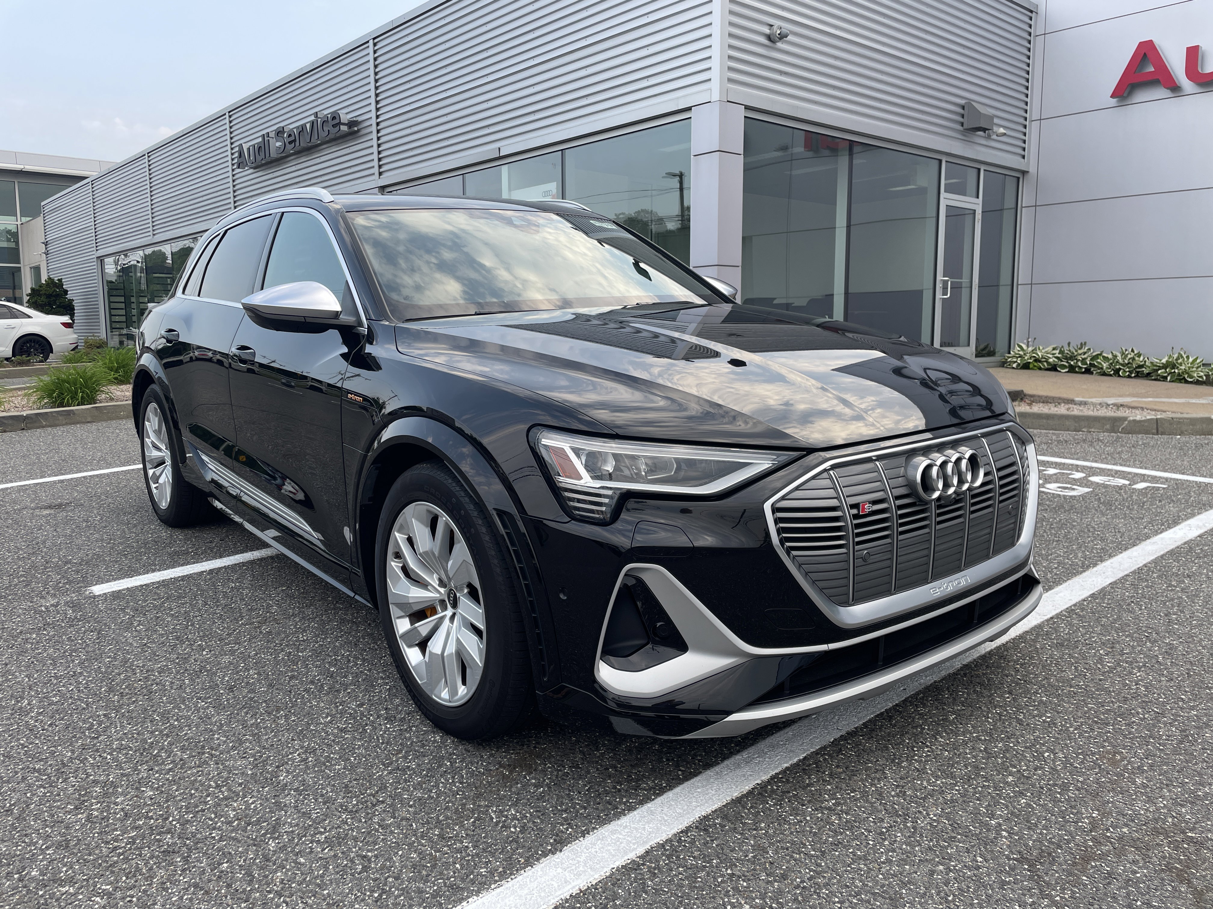 Certified 2022 Audi e-tron S Premium Plus