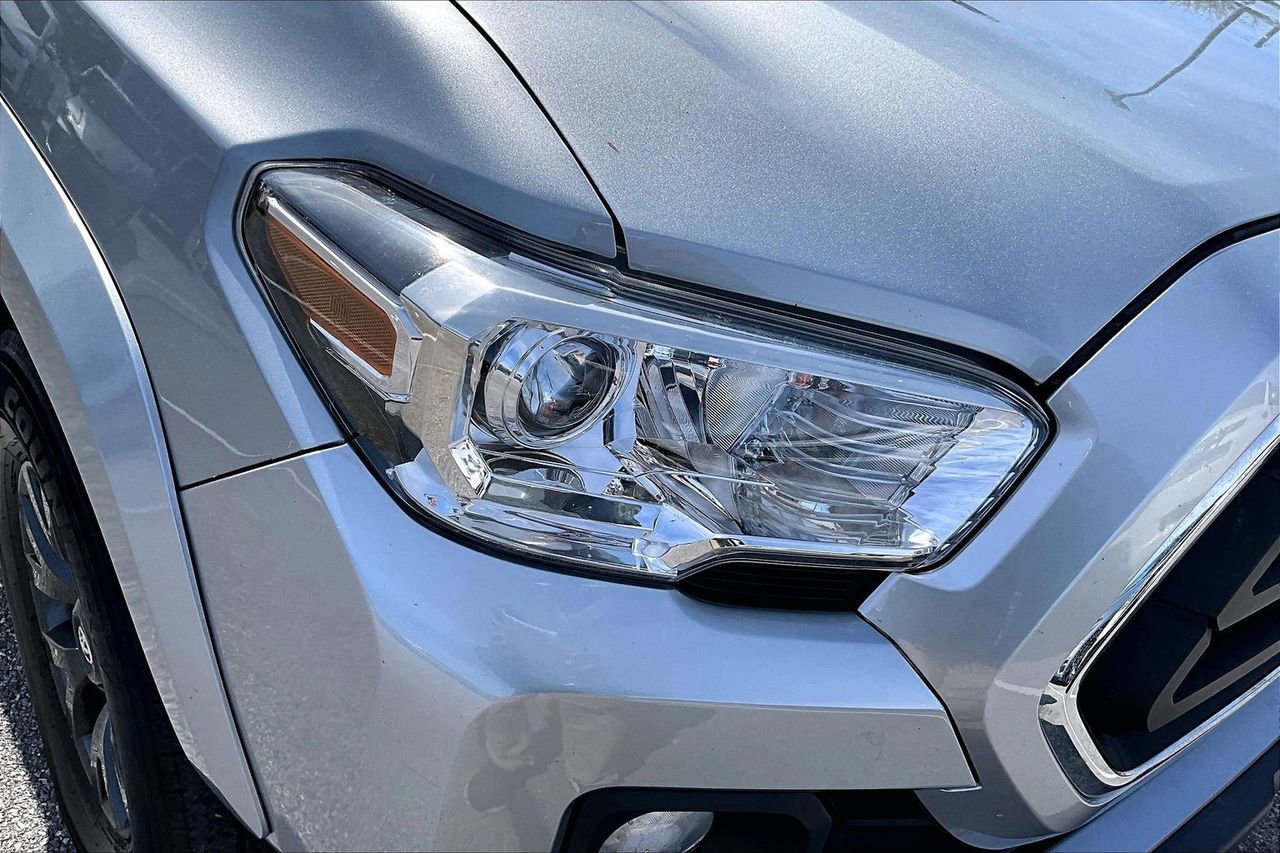 Used 2022 Toyota Tacoma SR5 image 33