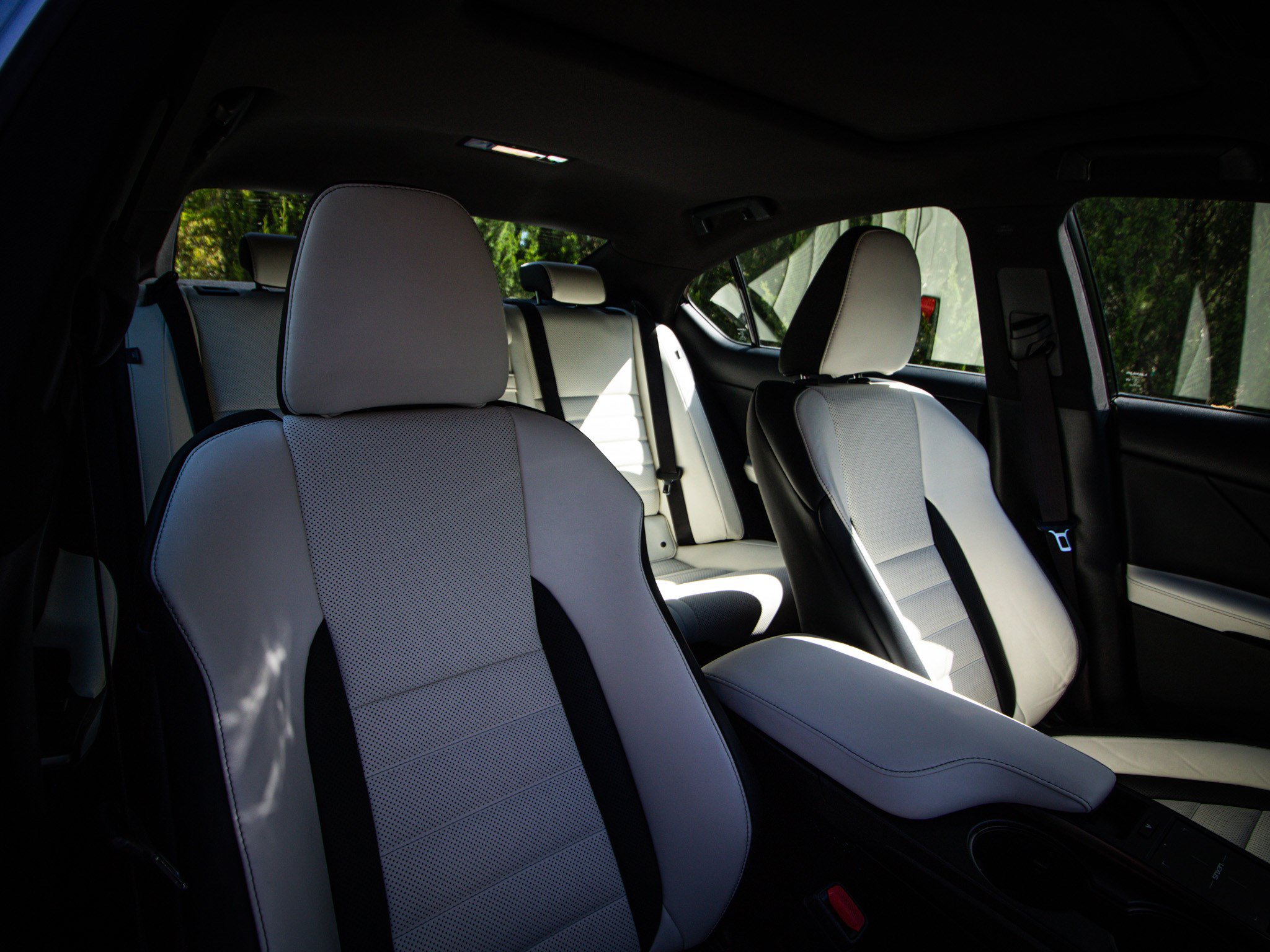 Used 2022 Lexus IS 350 F Sport RWD image 32