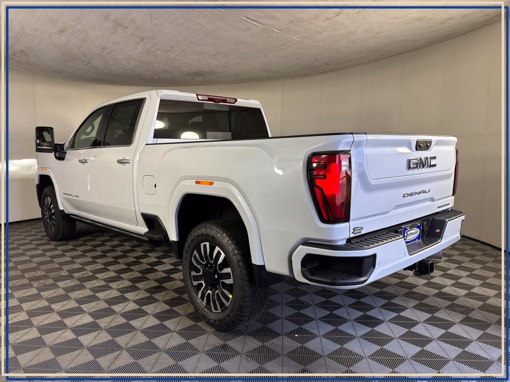 New 2026 GMC Sierra 3500 Denali Ultimate AWD/4WD image 7