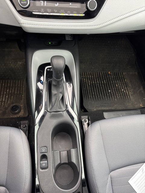 Used 2024 Toyota Corolla SE w/ SE Package image 11