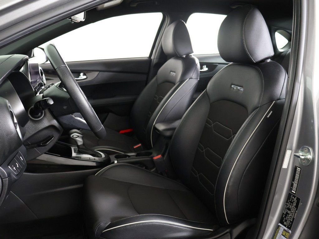 Used 2023 Kia Forte GT-Line image 29