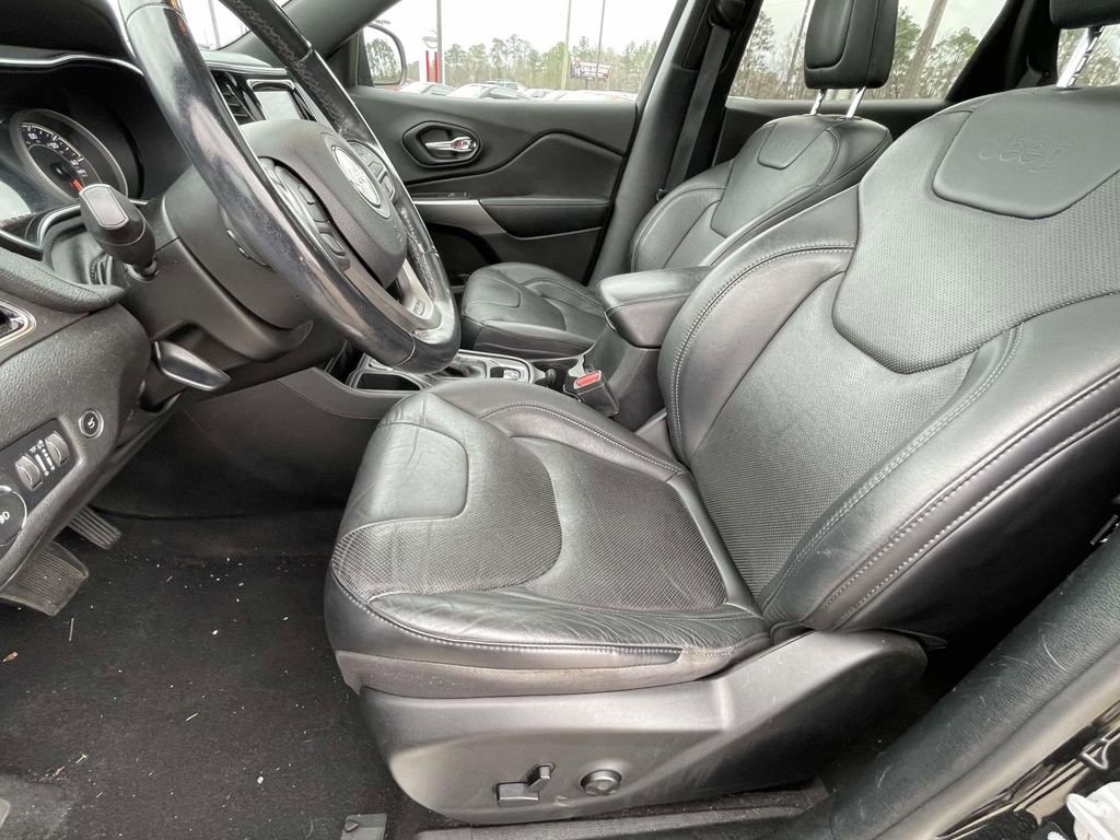 Used 2021 Jeep Cherokee High Altitude image 13