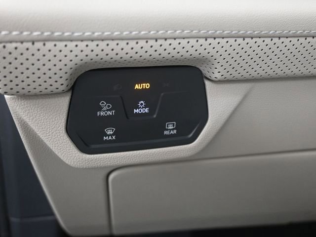 New 2026 Volkswagen Atlas SEL image 21