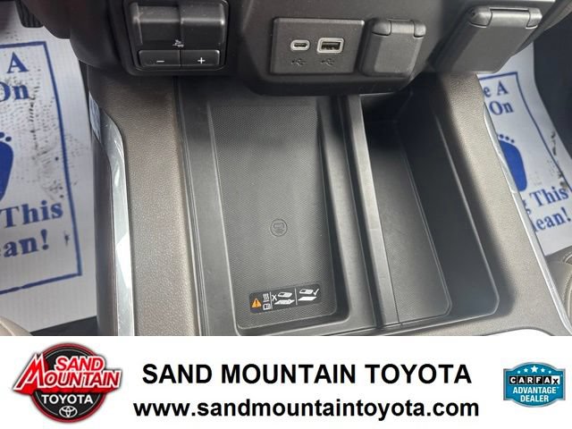 Used 2020 GMC Sierra 1500 SLT w/ SLT Premium Plus Package AWD/4WD image 21