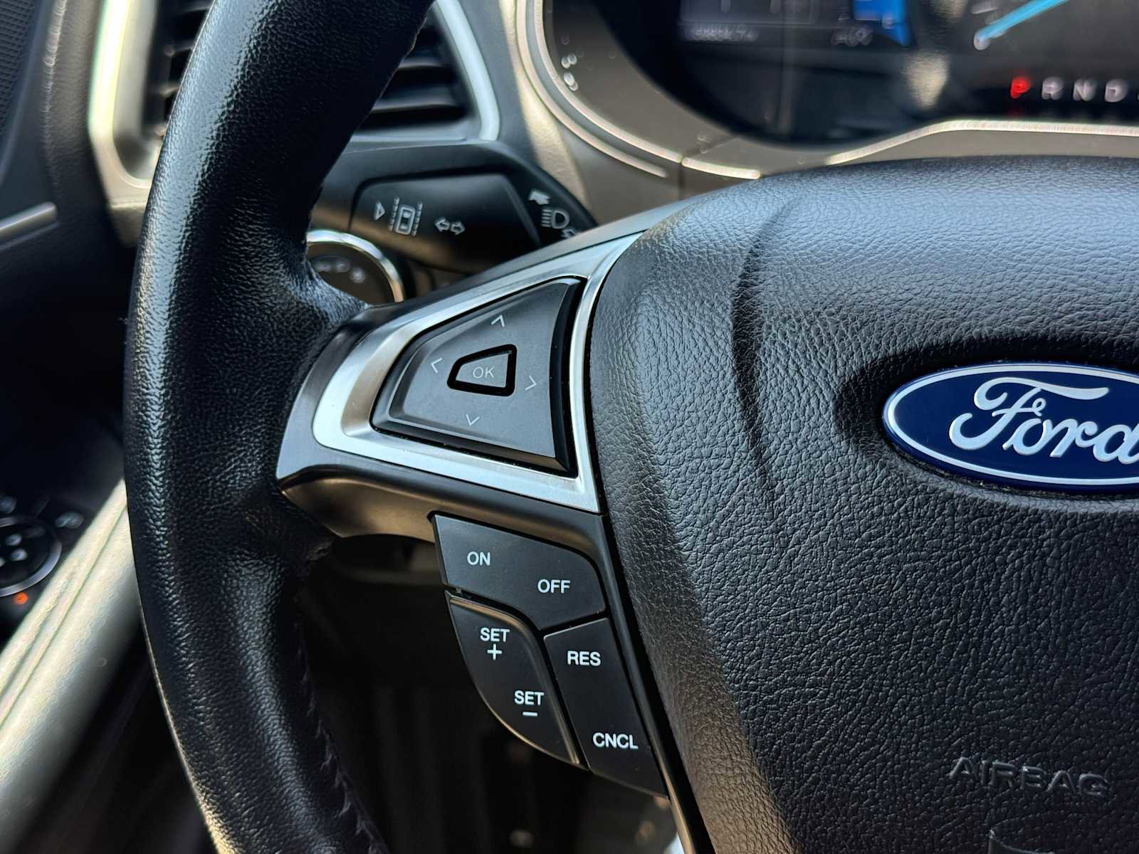Used 2022 Ford Edge SEL image 22