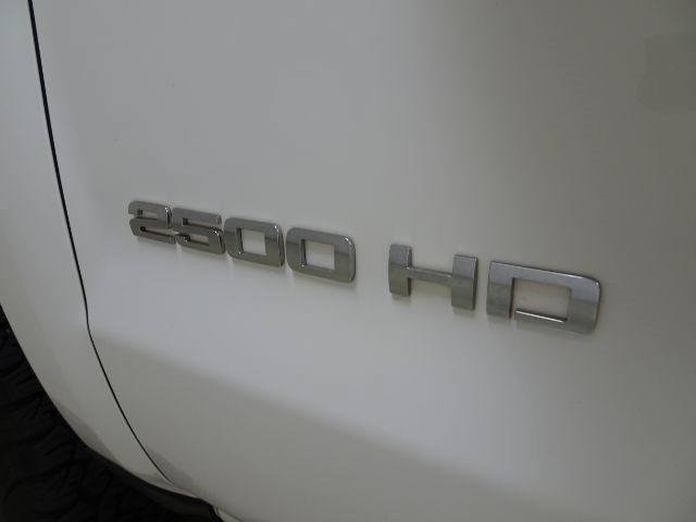 Used 2019 Chevrolet Silverado 2500 W/T AWD/4WD image 18