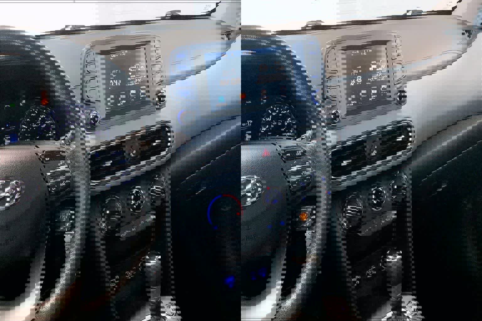 Used 2019 Hyundai Kona SE image 14