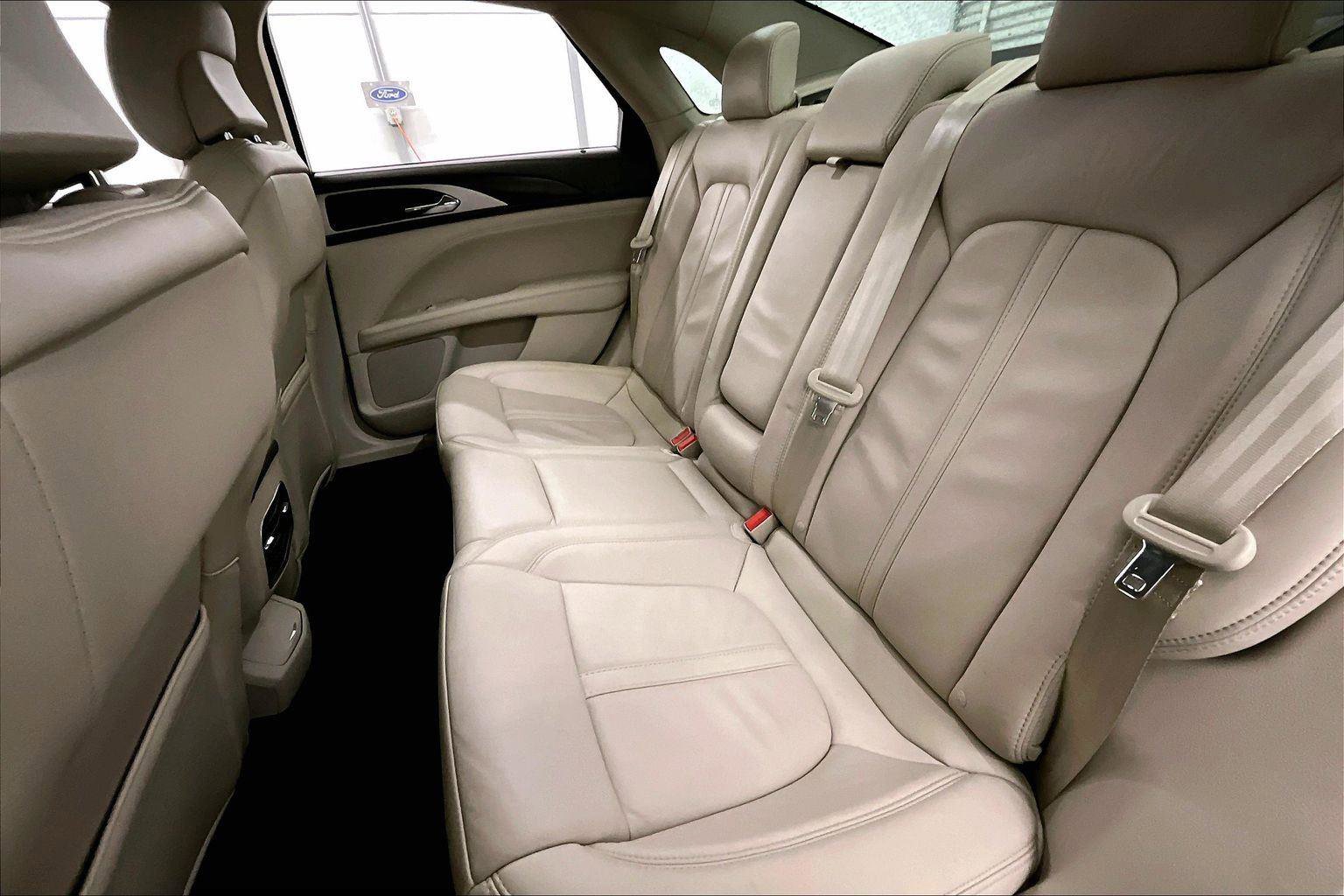 Used 2019 Lincoln MKZ Reserve image 25