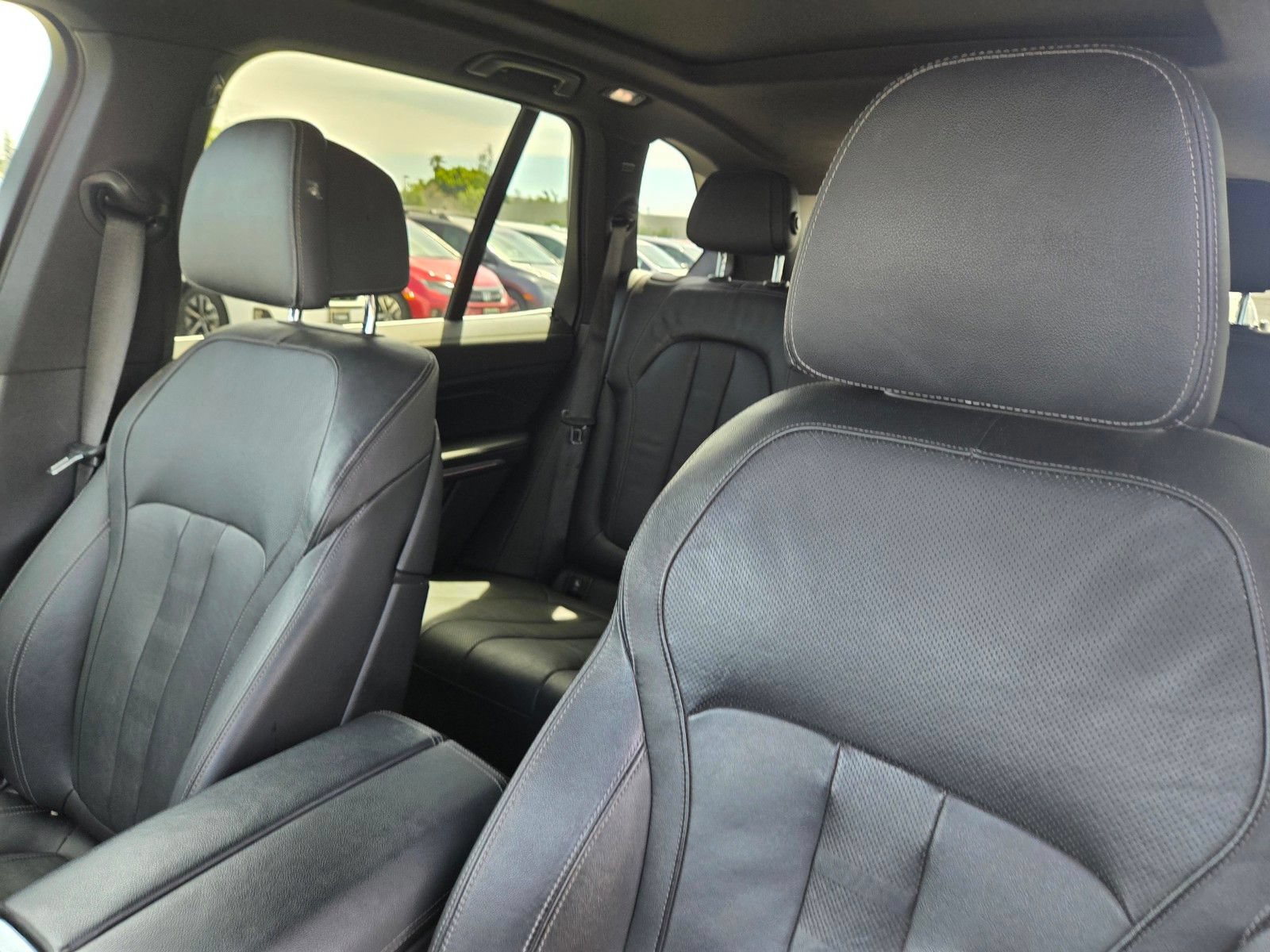 Used 2021 BMW X5 sDrive40i w/ Premium Package RWD image 14