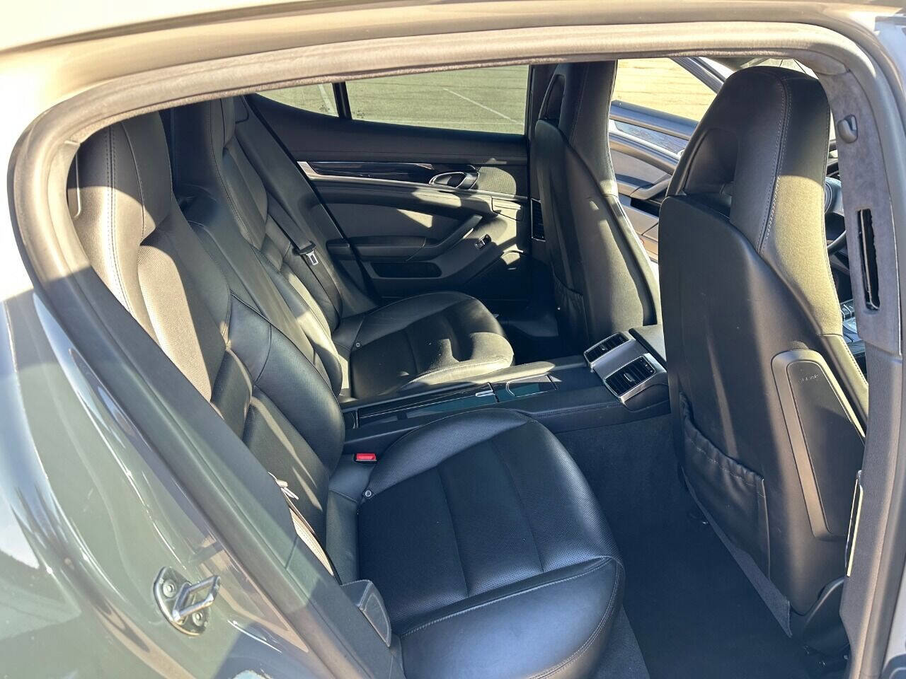 Used 2013 Porsche Panamera GTS image 21