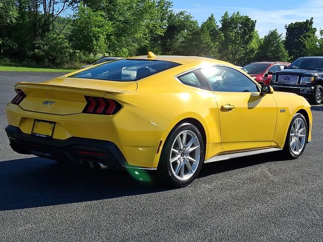 Used 2024 Ford Mustang GT Premium RWD image 9